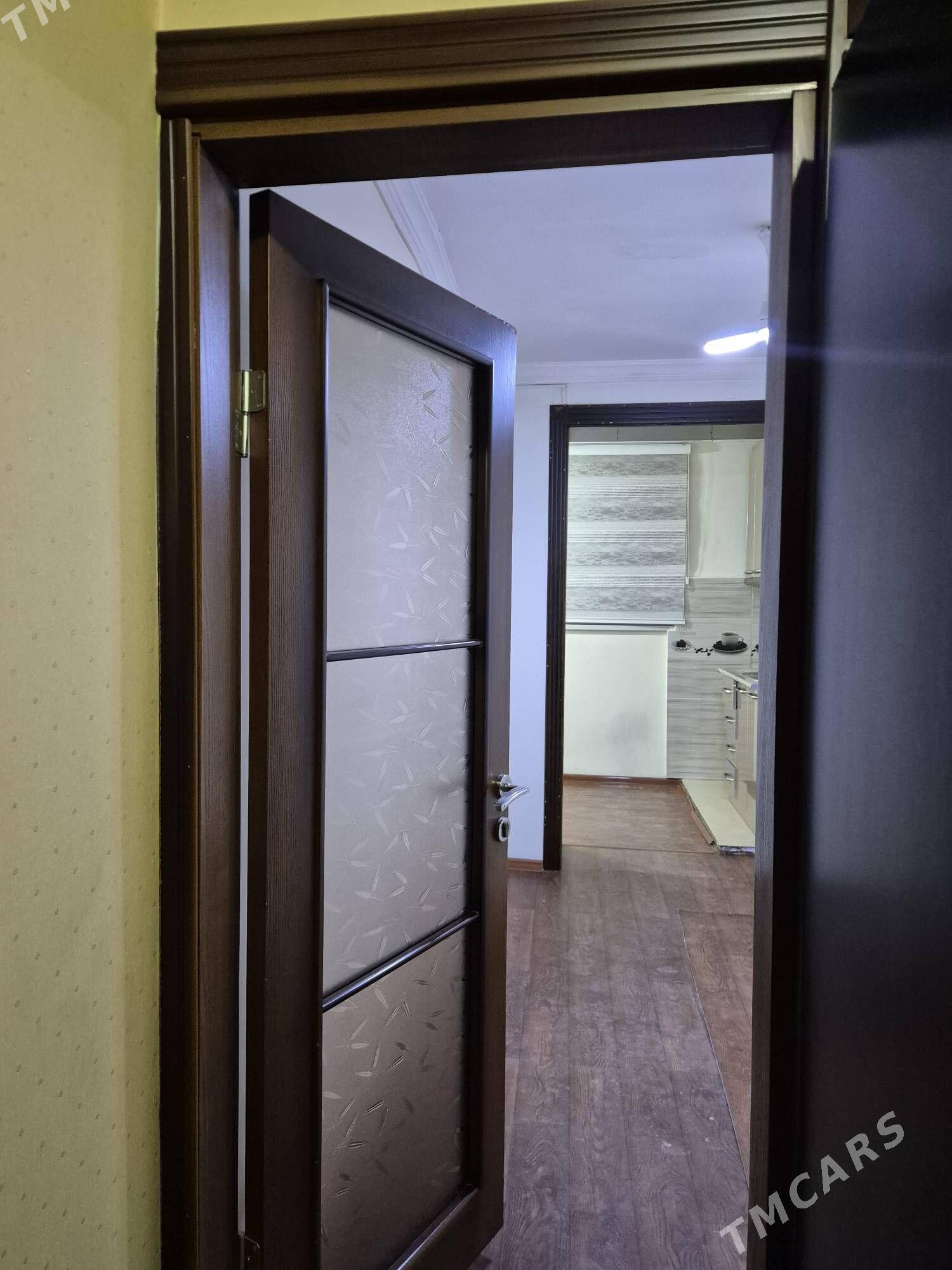 Gapy 3sany - Balkanabat - img 1