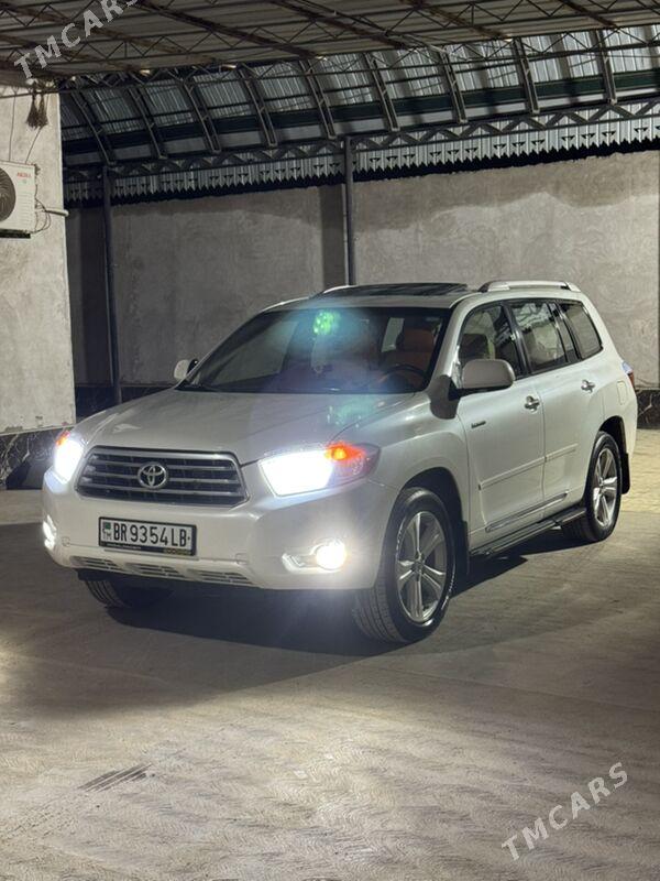 Toyota Highlander 2010 - 340 000 TMT - Saýat - img 1