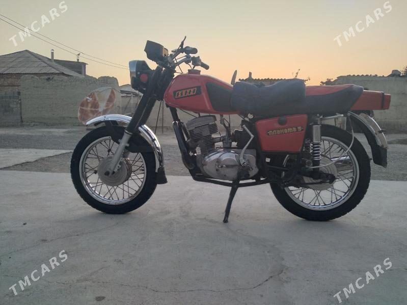 Iž Planeta 5 2013 - 12 000 TMT - Bäherden - img 1