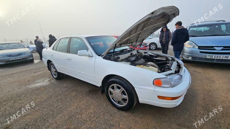 Toyota Camry 1992 - 105 000 TMT - Mary - img 1