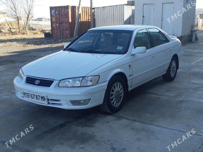 Toyota Camry 2000 - 170 000 TMT - Мары - img 1