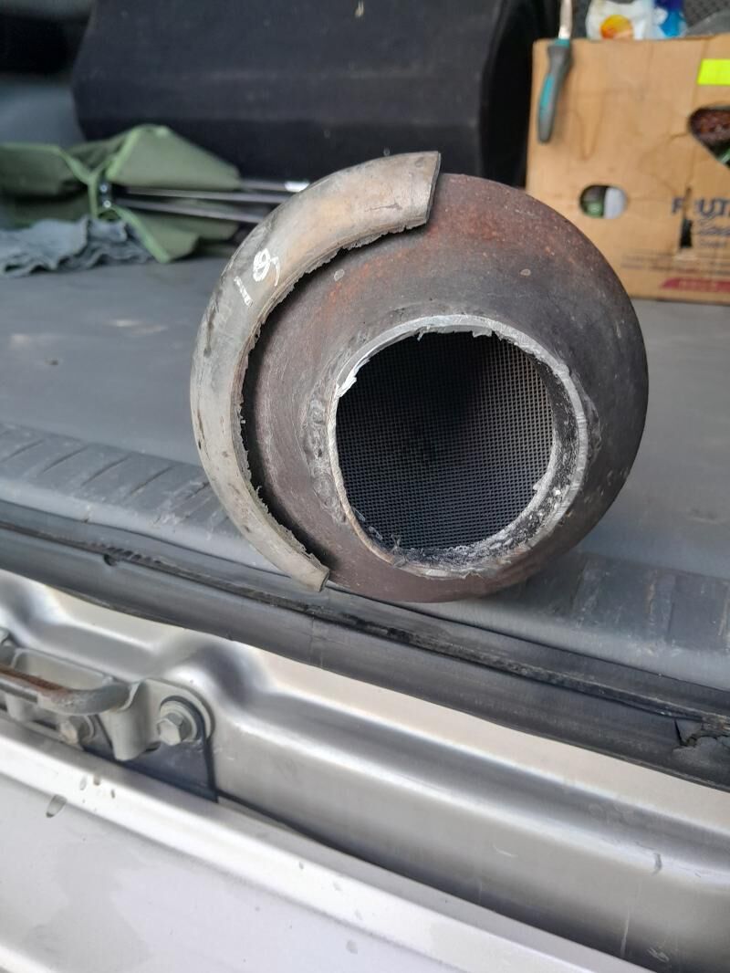 katalizator bacok 1 000 TMT - Анев - img 1