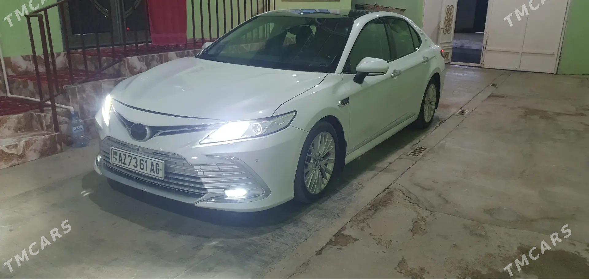 Toyota Camry 2018 - 330 000 TMT - Çoganly - img 1
