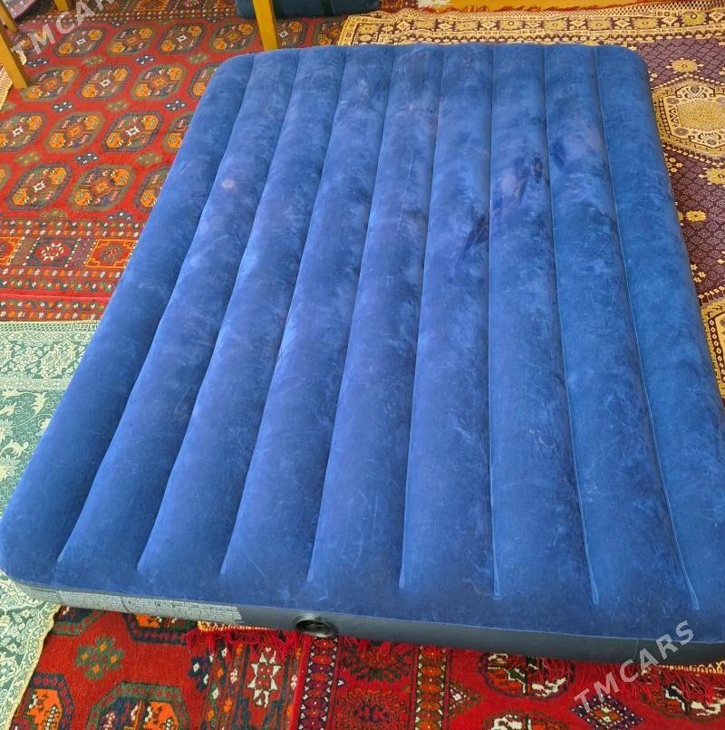 Ýelleme matras/надувнойматрас - Sowetskiý köç. (Garaşsyzlyk şaýoly) - img 1