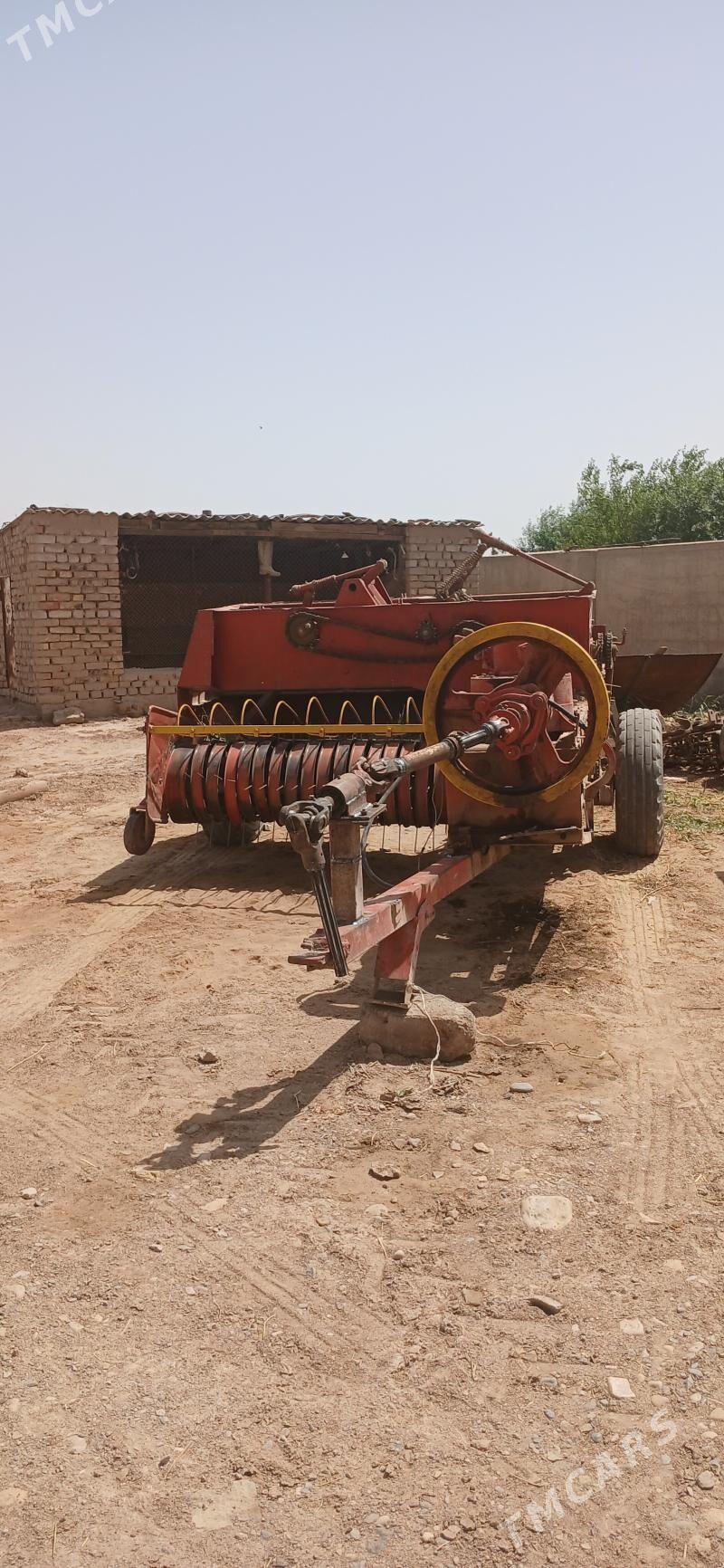 MTZ T-28 2013 - 65 000 TMT - Теджен - img 1