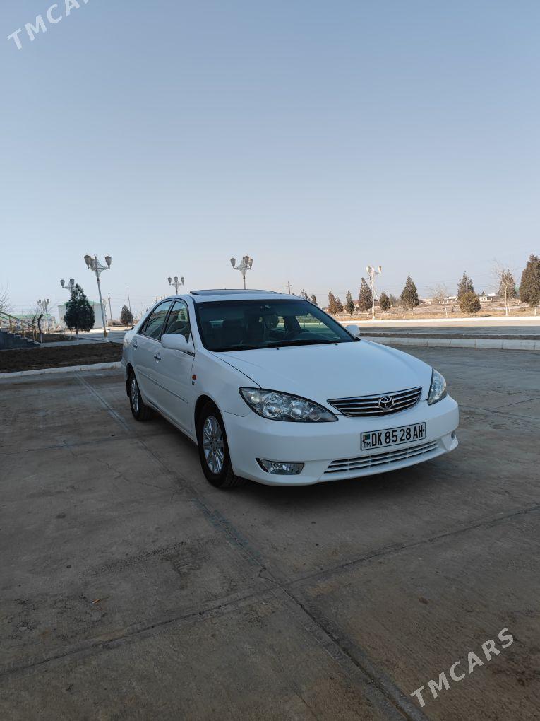 Toyota Camry 2002 - 185 000 TMT - Теджен - img 1