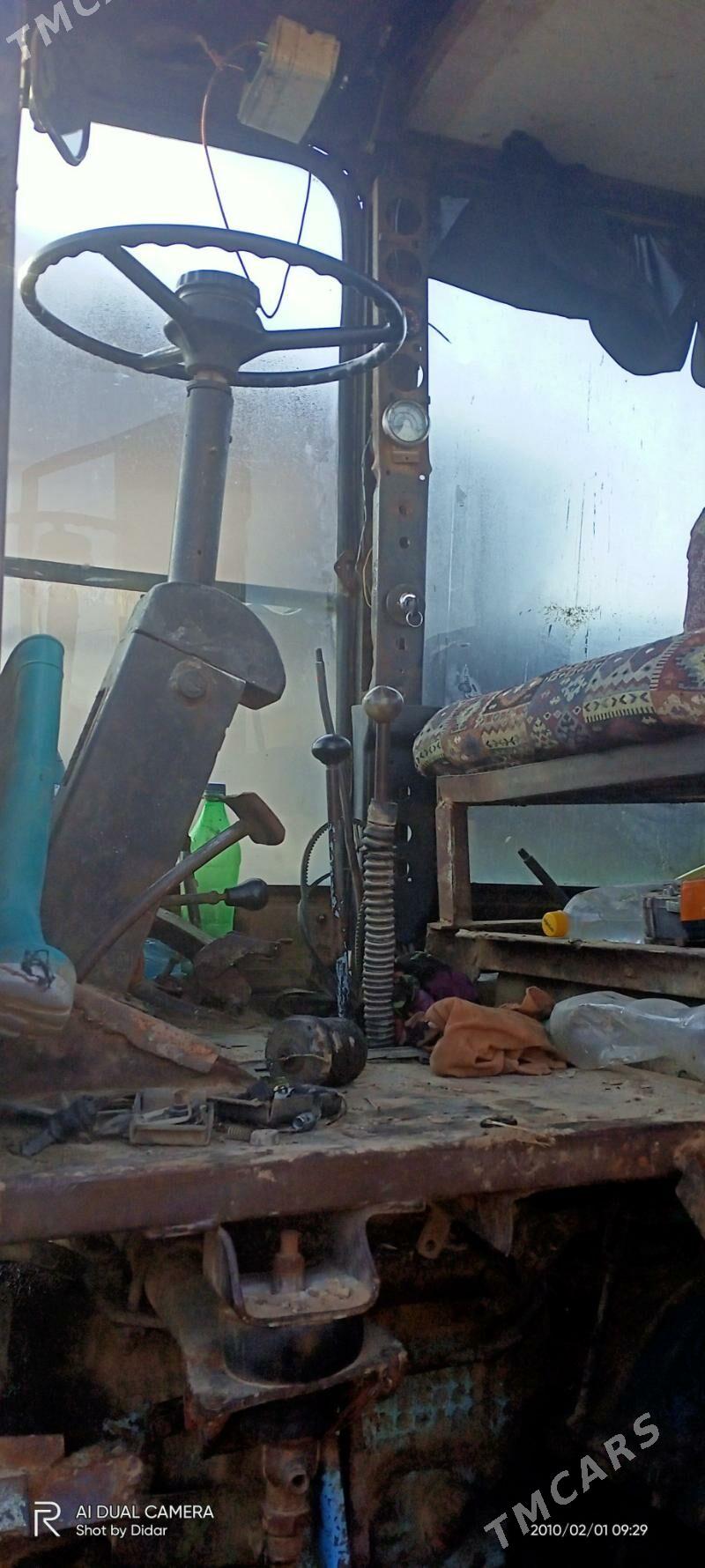 MTZ T-28 1980 - 15 000 TMT - Garagum etraby - img 1