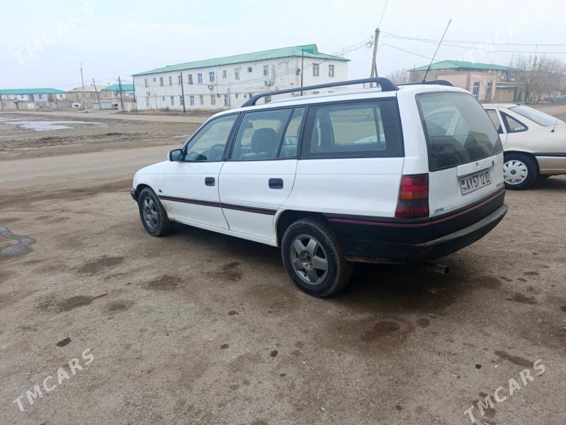 Opel Astra 1994 - 50 000 TMT - Gubadag - img 1