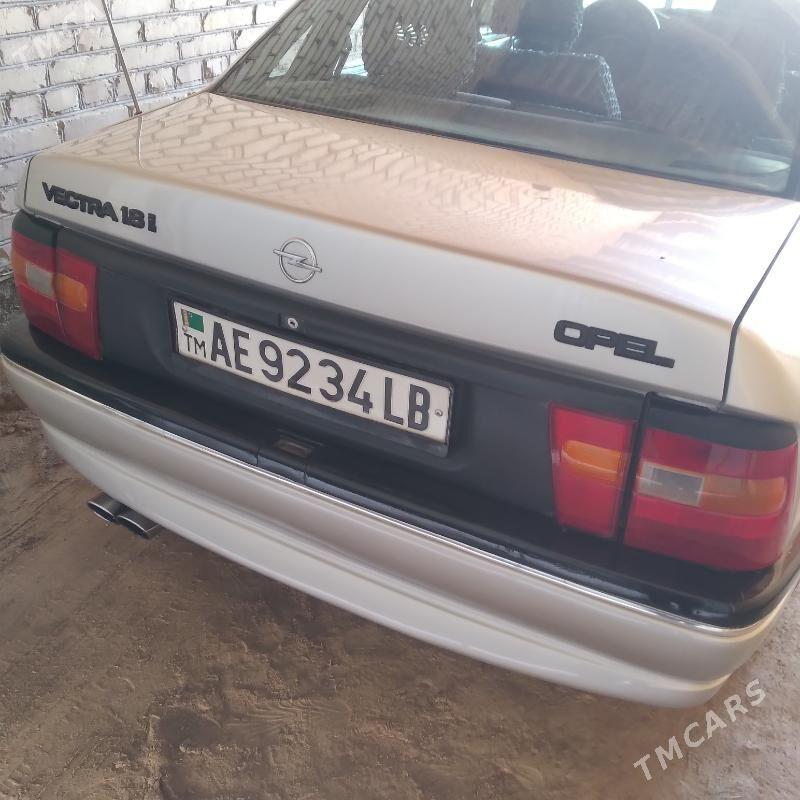 Opel Vectra 1992 - 46 000 TMT - Çärjew - img 1