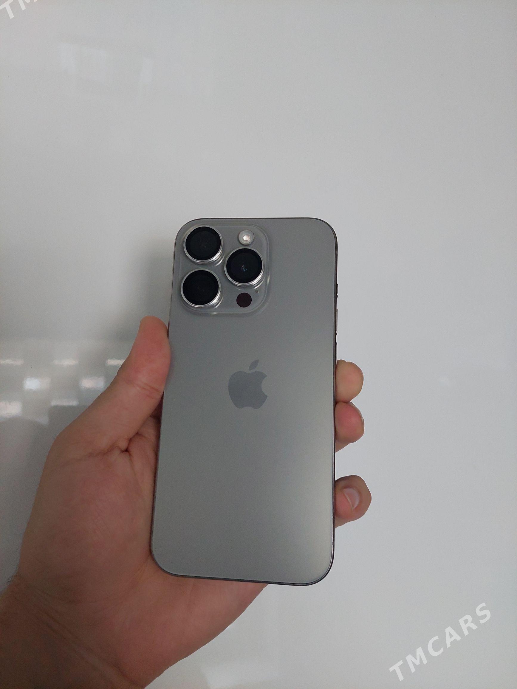 IPHONE 15 PRO - Mary - img 1