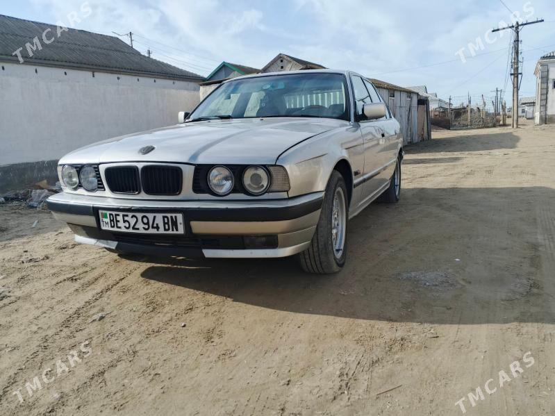 BMW 535 1990 - 50 000 TMT - Эсенгулы - img 1