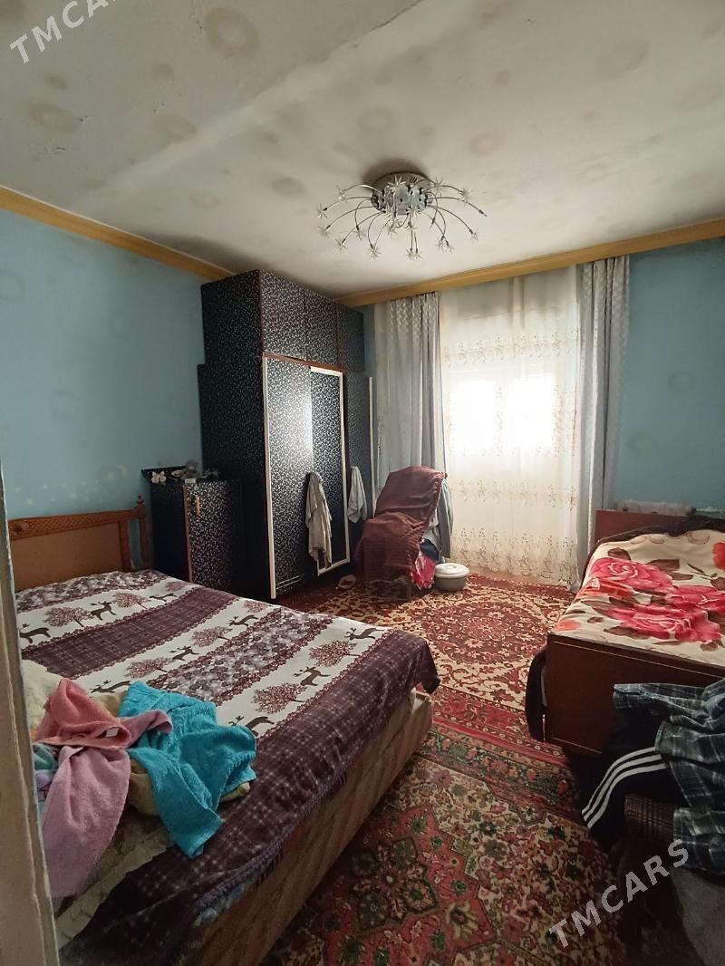 2 КОМ-54м²,3 ЭТ 2 МКР! - 2 mkr - img 1