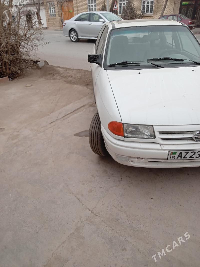 Opel Astra 1993 - 40 000 TMT - Дашогуз - img 1