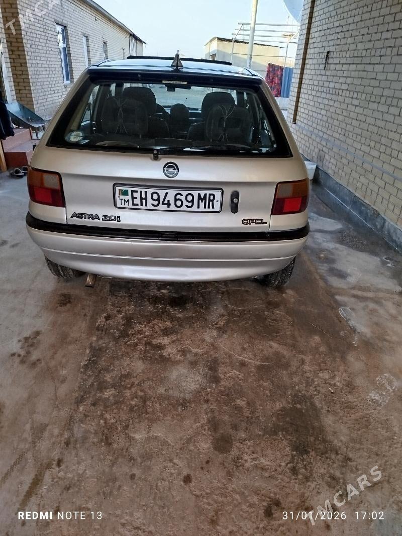 Opel Astra 1993 - 45 000 TMT - Байрамали - img 1