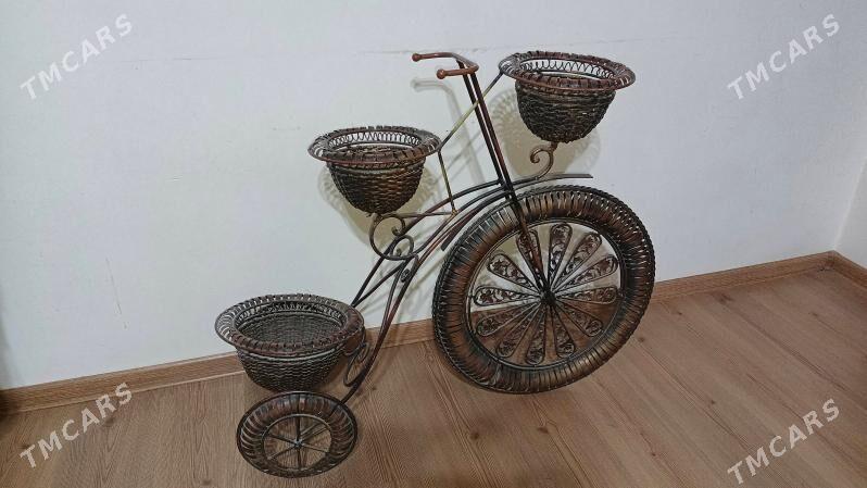 dekorotivnaya podstavka - Balkanabat - img 1