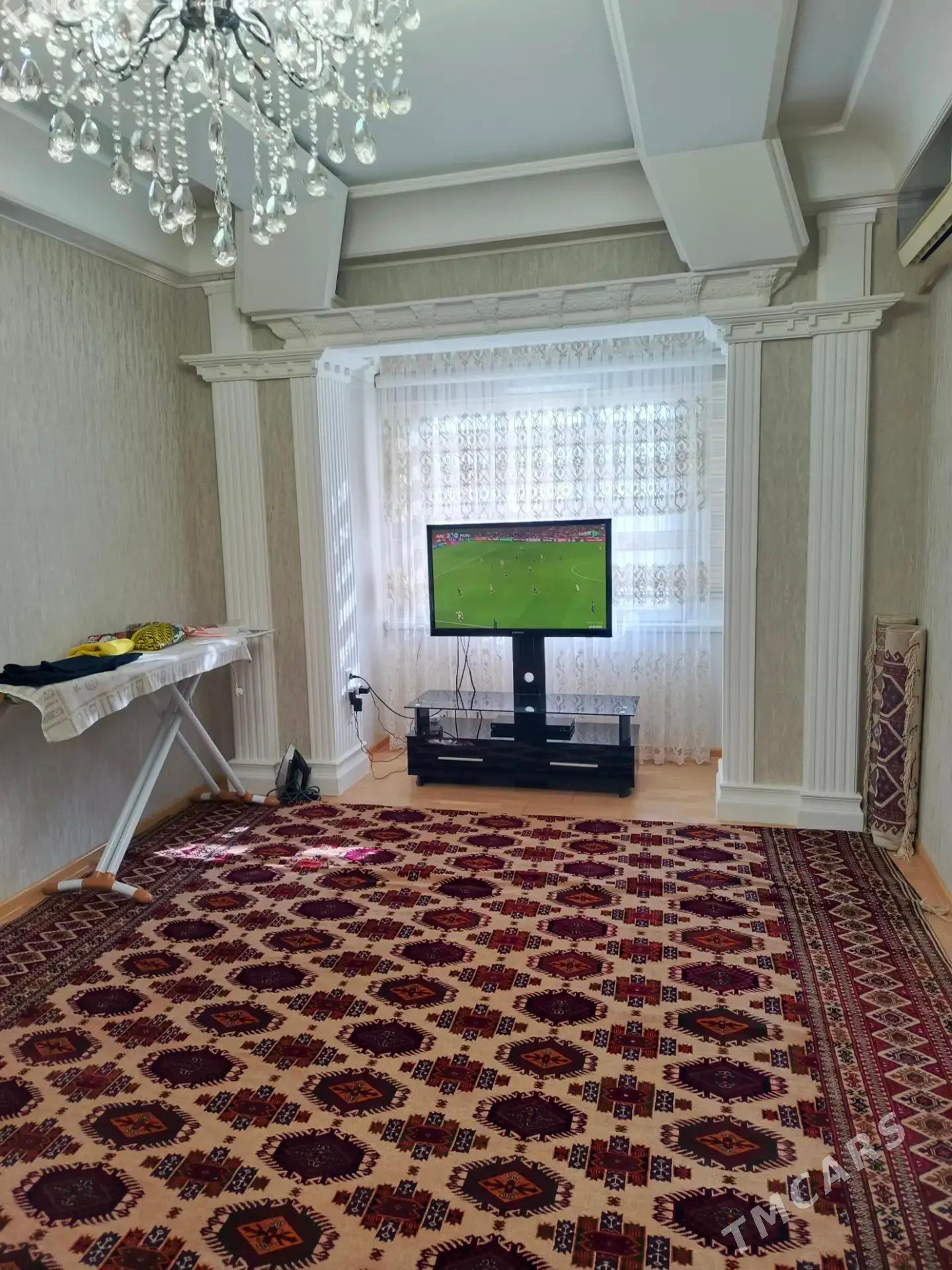 Mir 3 2kom 9/9etaž - Parahat 3 - img 1