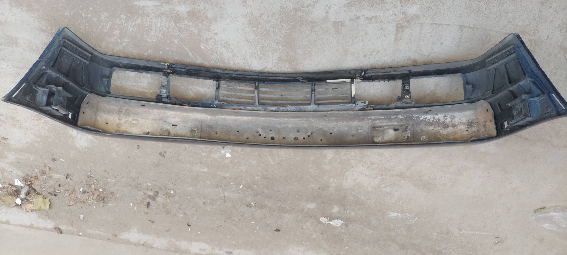 BMW bufer 1 000 TMT - Балканабат - img 1