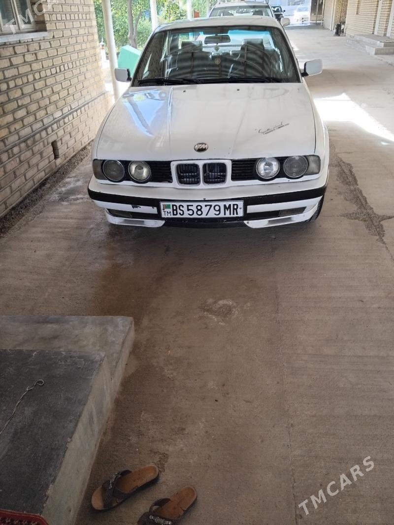 BMW 525 1992 - 70 000 TMT - Türkmengala - img 1