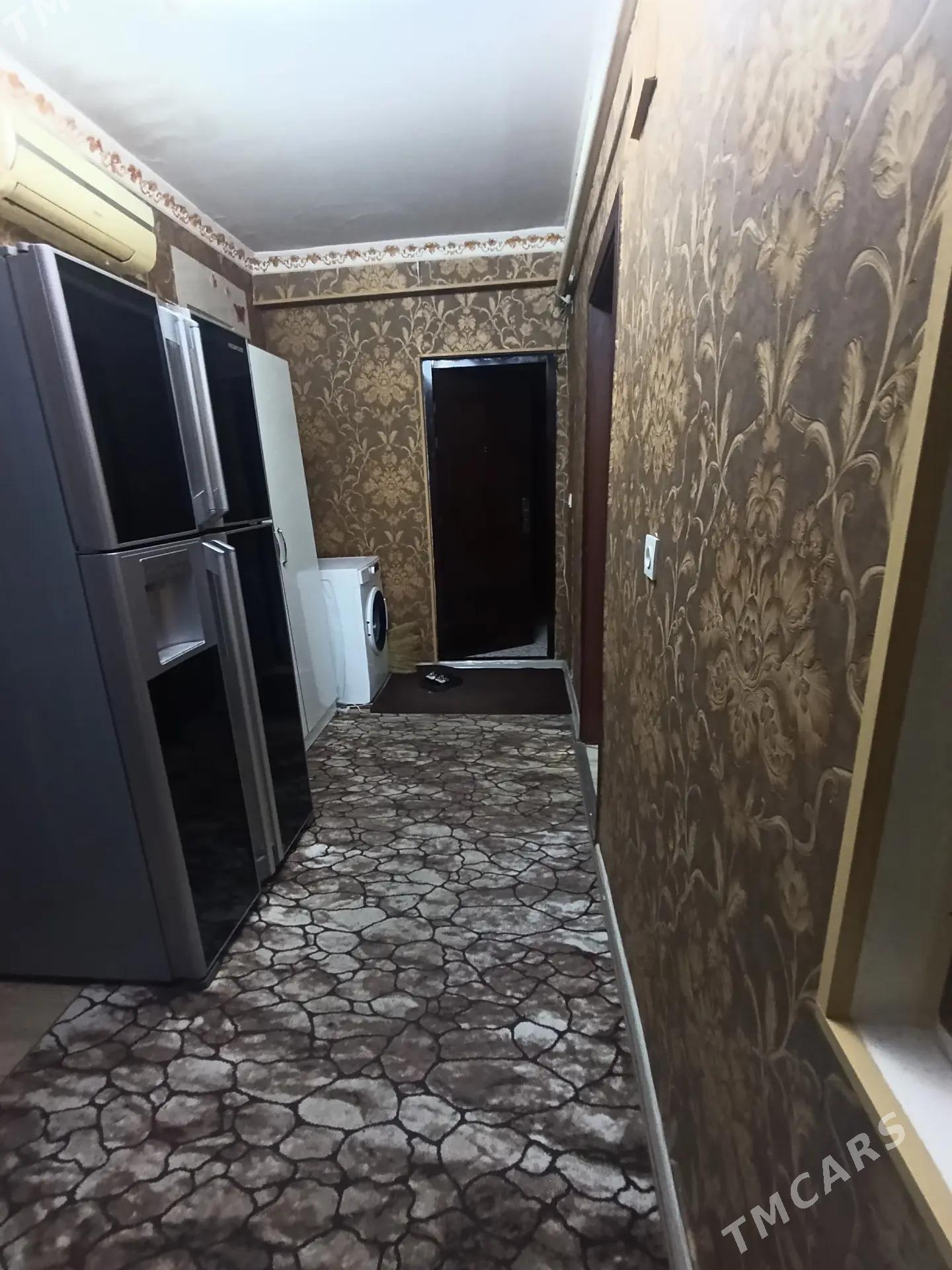 30 mkr 2 kom +3 edilen 1 etaj - 30 мкр - img 1