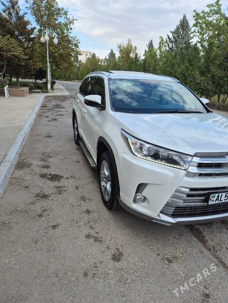 Toyota Highlander 2017 - 480 000 TMT - Aşgabat - img 1