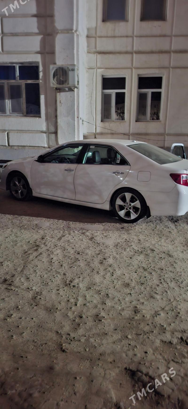 Toyota Camry 2013 - 225 000 TMT - Дашогуз - img 1