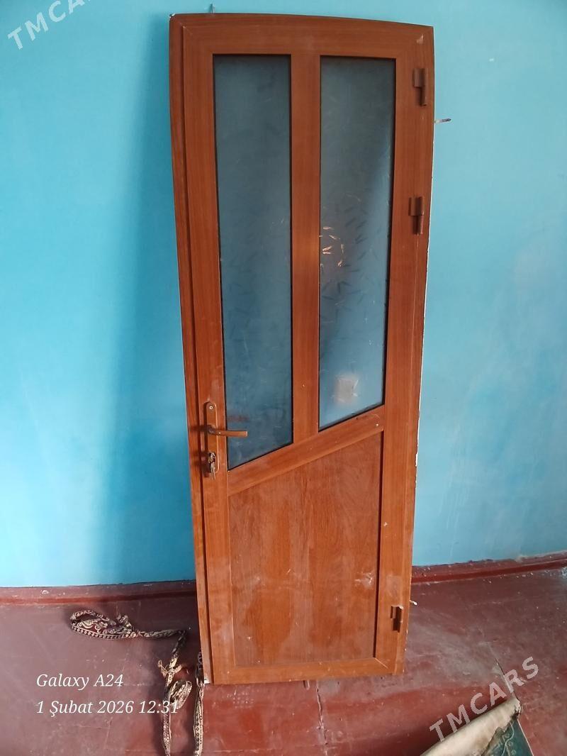 Plastik gapy - Jebel - img 1