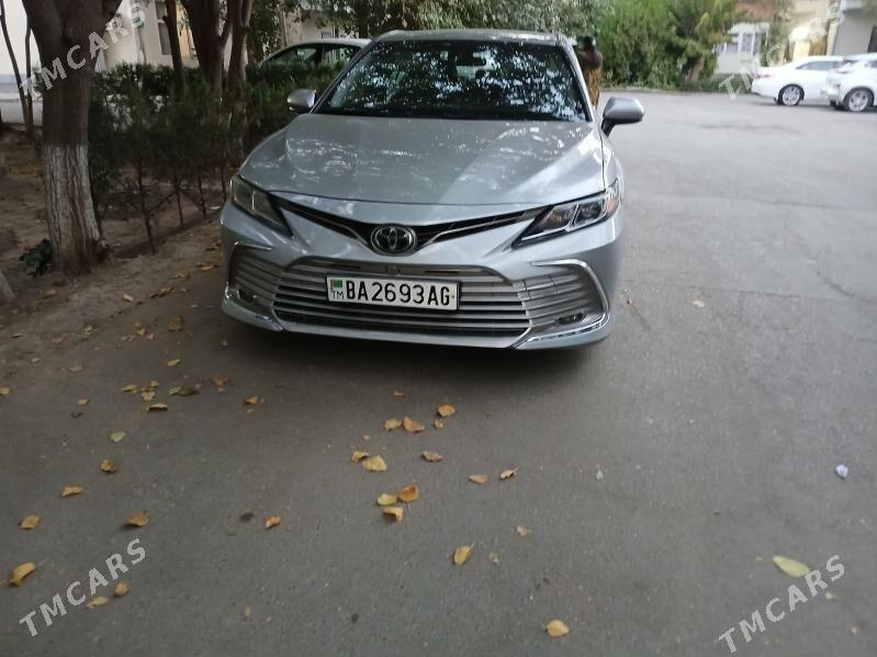 Toyota Camry 2018 - 280 000 TMT - Бузмеин - img 1