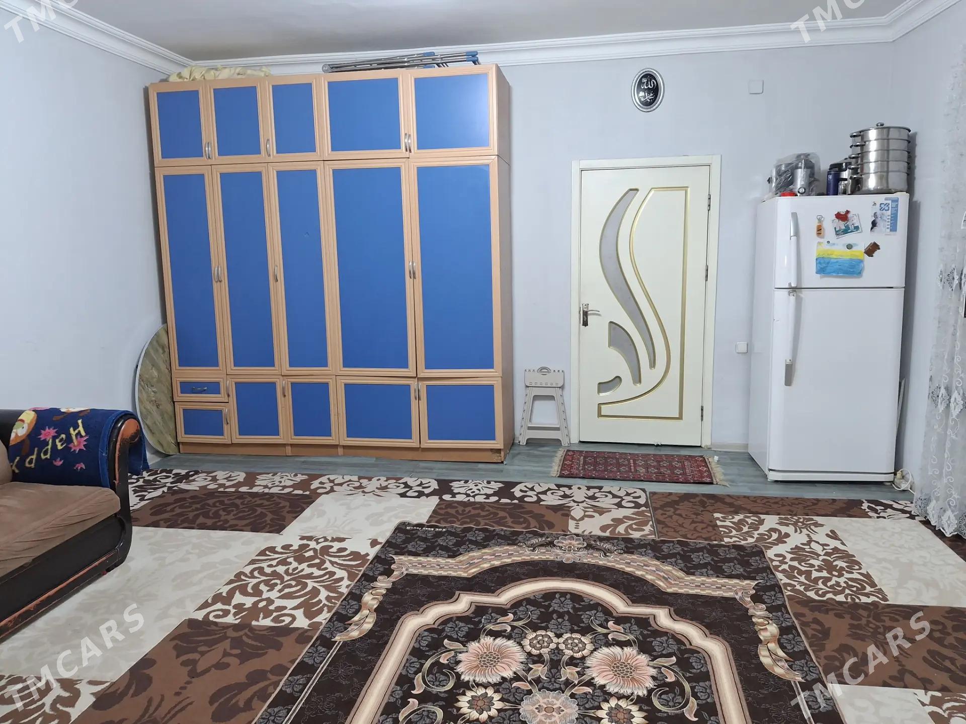 Büzmeýin 2 komnat - Бузмеин - img 1