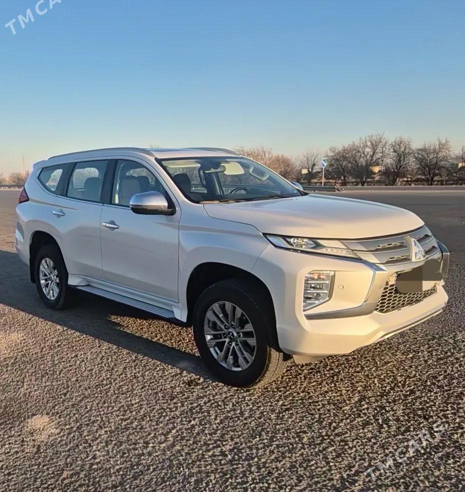 Mitsubishi Pajero 2020 - 370 000 TMT - Кака - img 1