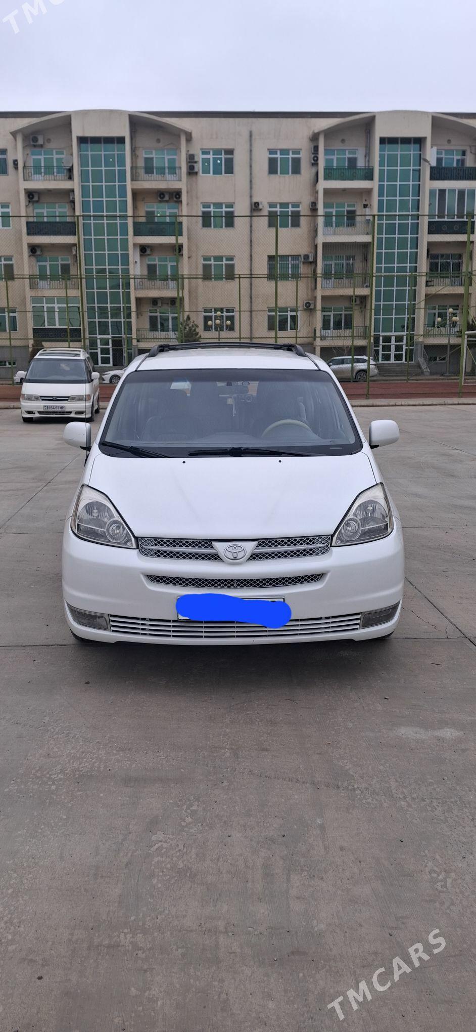 Toyota Sienna 2005 - 220 000 TMT - Мары - img 1