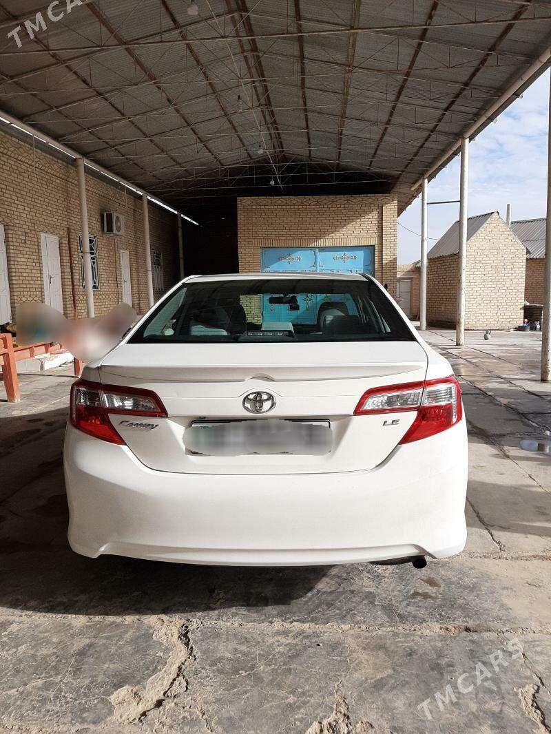 Toyota Camry 2014 - 210 000 TMT - Векильбазар - img 1
