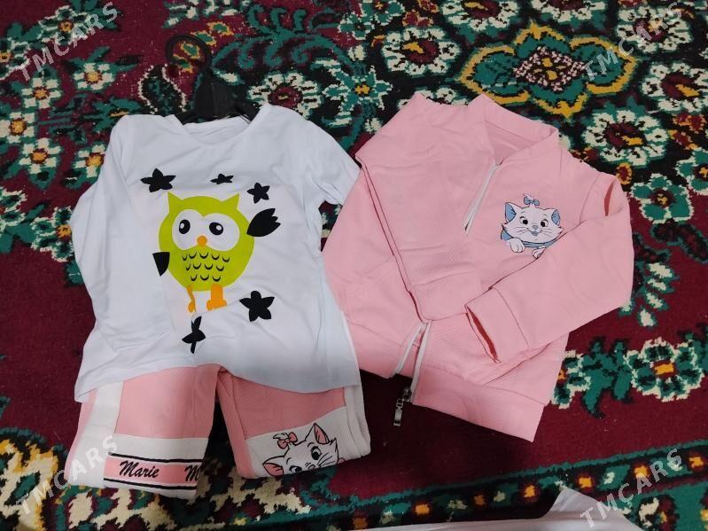 Kurtki i troyka - Türkmenabat - img 1