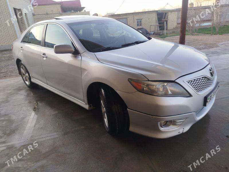 Toyota Camry 2010 - 230 000 TMT - Mary - img 1