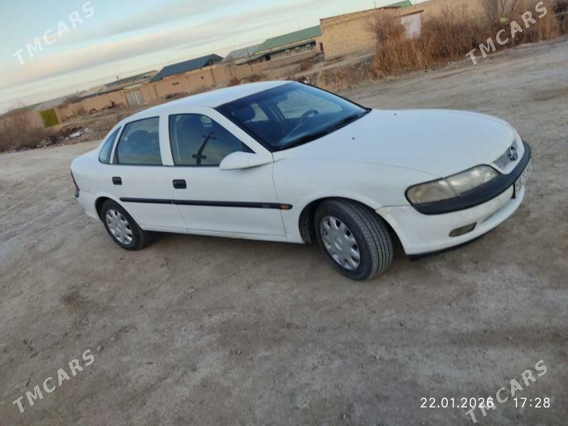 Opel Vectra 1996 - 60 000 TMT - Шабатский этрап - img 1