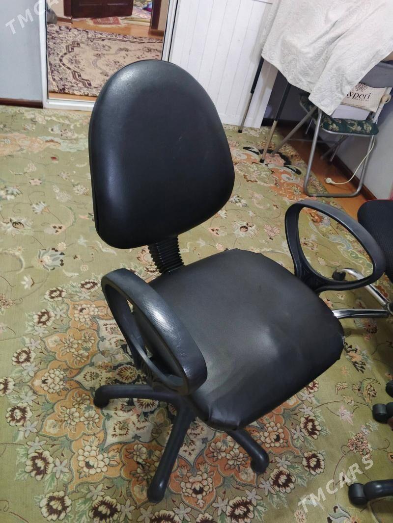 kresla - Büzmeýin - img 1