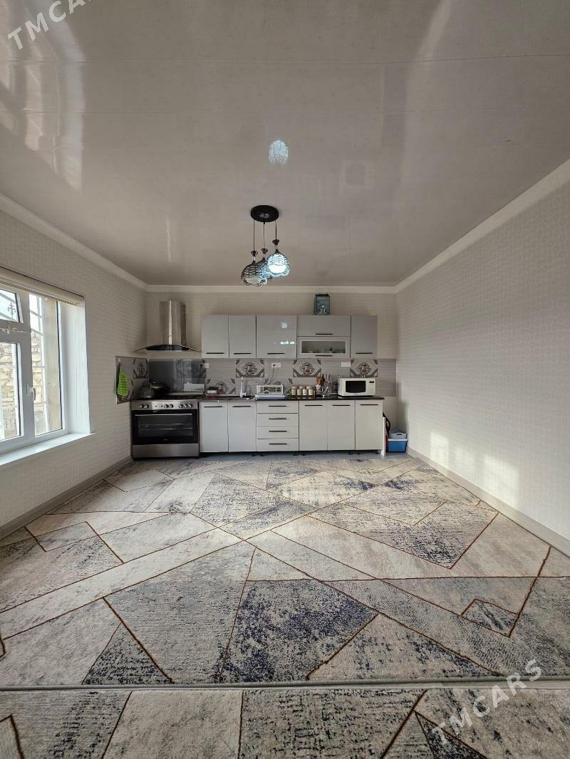 Türkmen jaý.Köp otagly - Туркменбаши - img 1