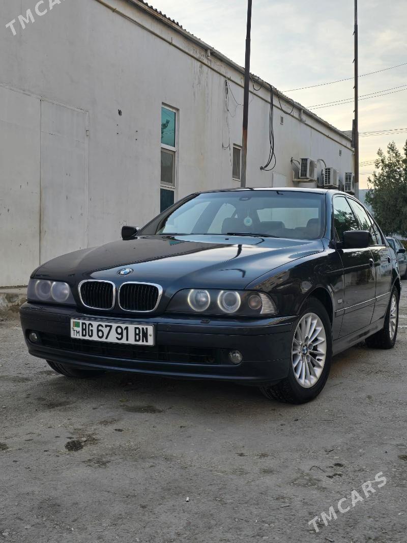 BMW E39 2002 - 130 000 TMT - Балканабат - img 1