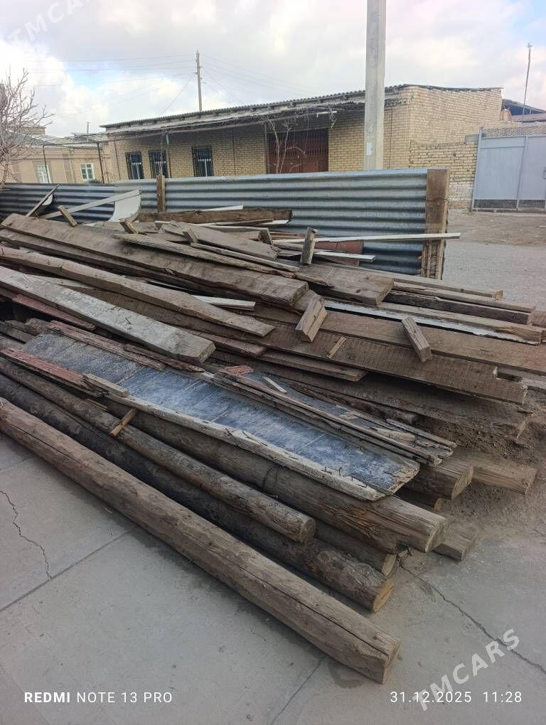 satlyk tagta - Туркменабат - img 1