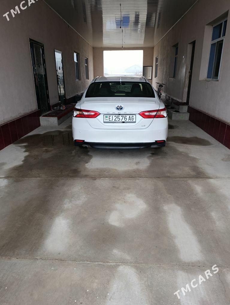 Toyota Camry 2020 - 235 000 TMT - Багир - img 1