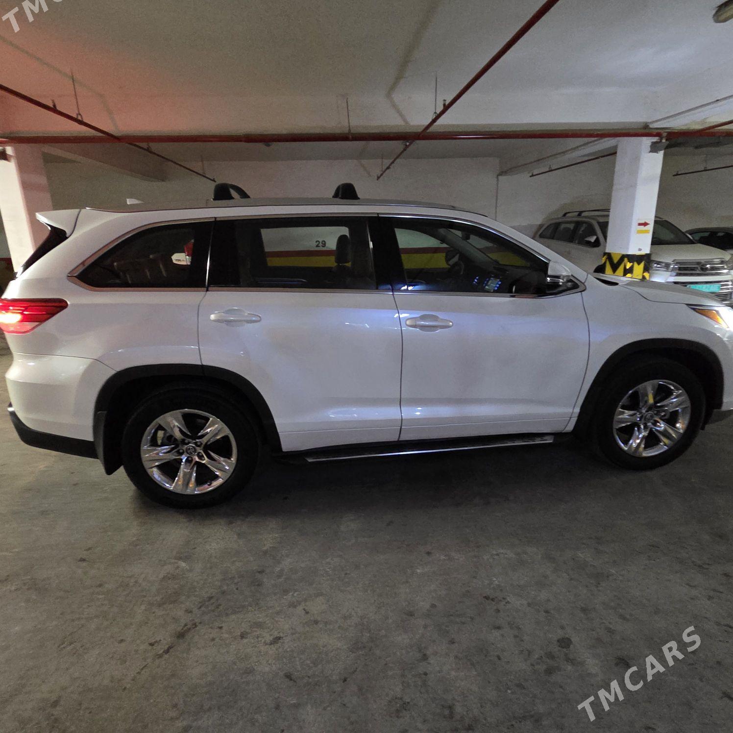 Toyota Highlander 2018 - 590 000 TMT - Aşgabat - img 1