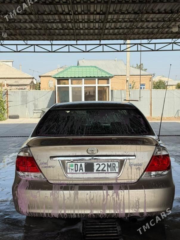 Toyota Camry 2003 - 240 000 TMT - Мары - img 1