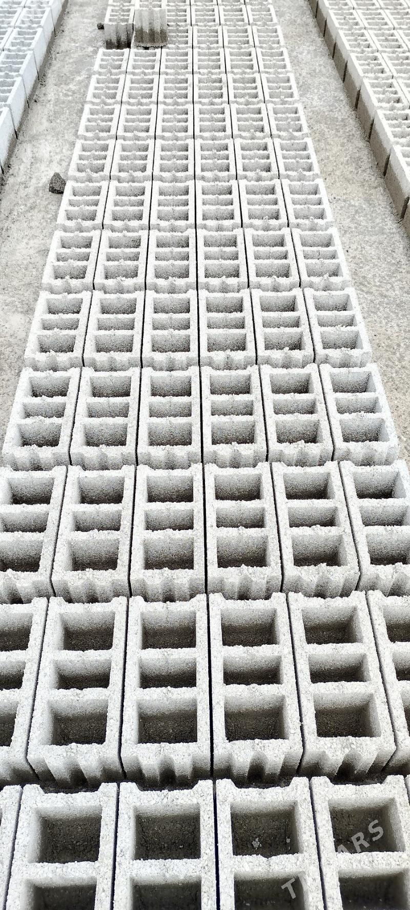 Gunluk isgar gerek - Büzmeýin - img 1