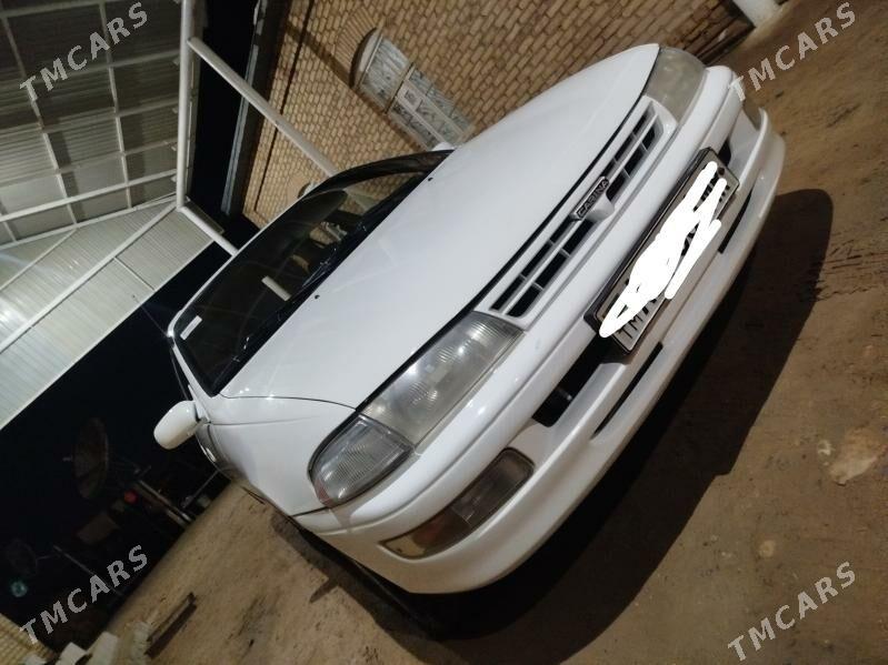 Toyota Carina 1993 - 70 000 TMT - Сакарчага - img 1