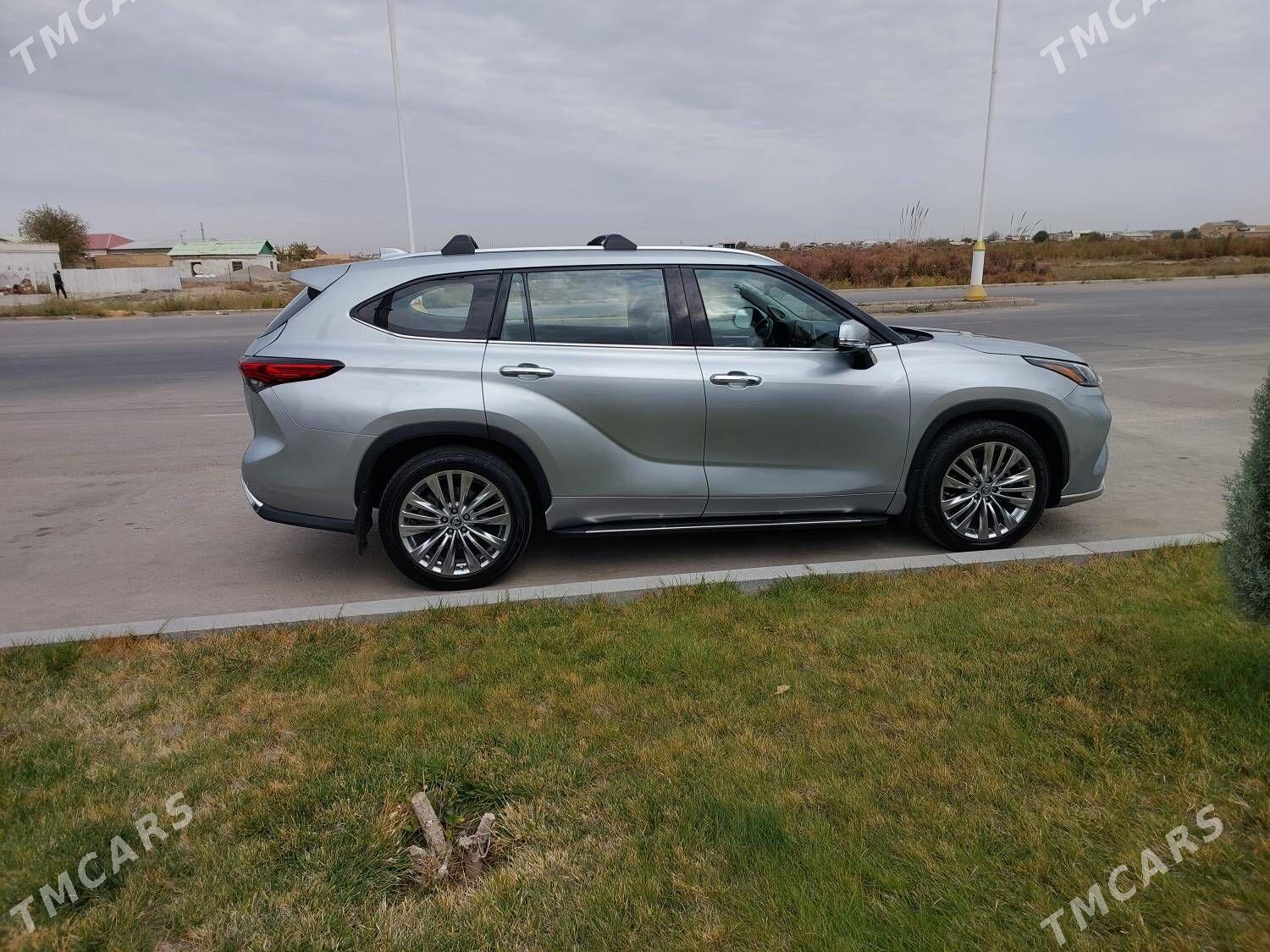 Toyota Highlander 2021 - 600 000 TMT - Türkmenabat - img 1