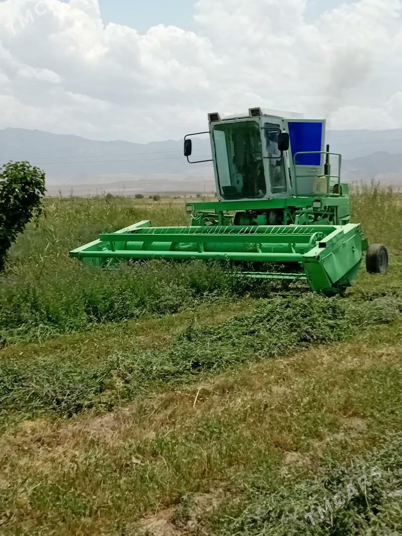 MTZ 82 1995 - 180 000 TMT - Бахарден - img 1