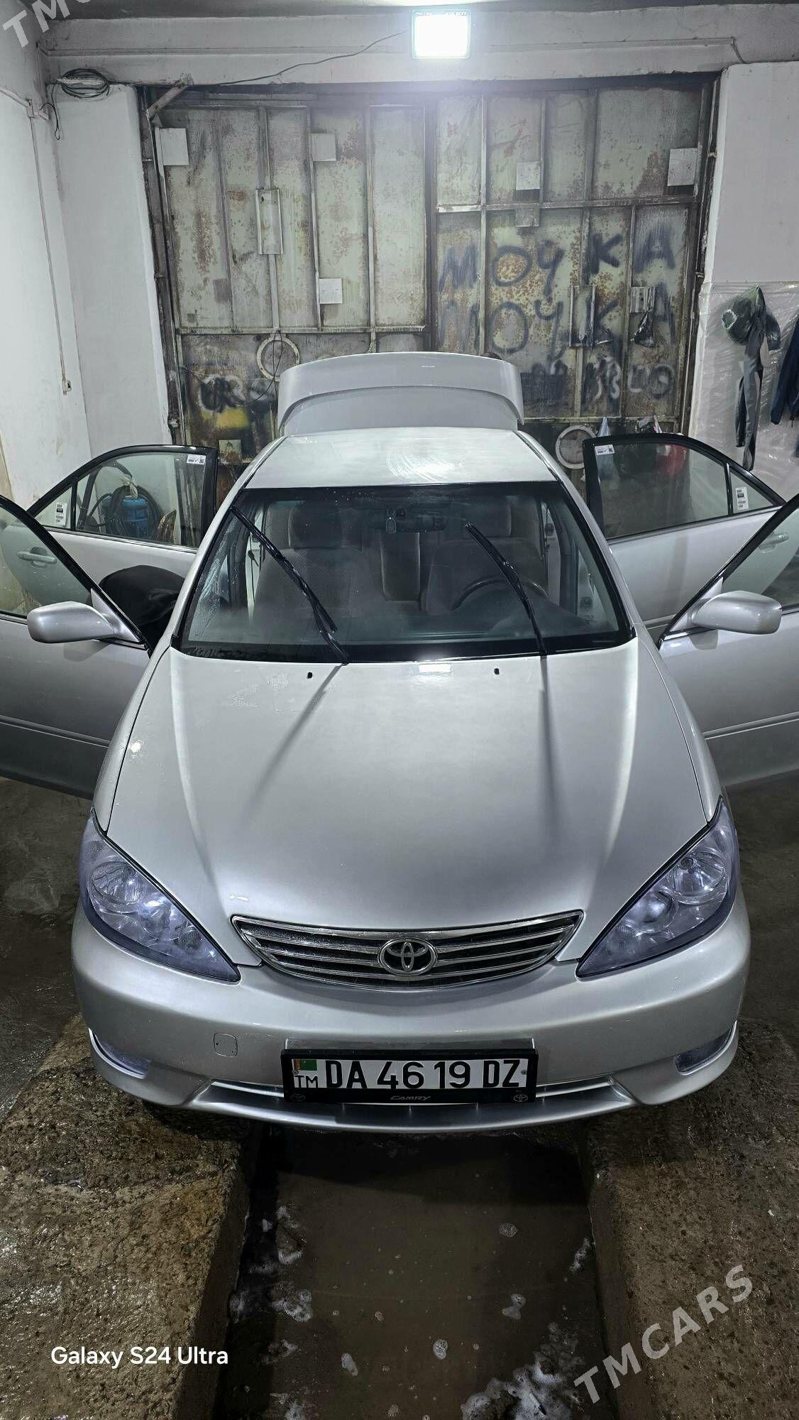 Toyota Camry 2005 - 211 000 TMT - Кёнеургенч - img 1