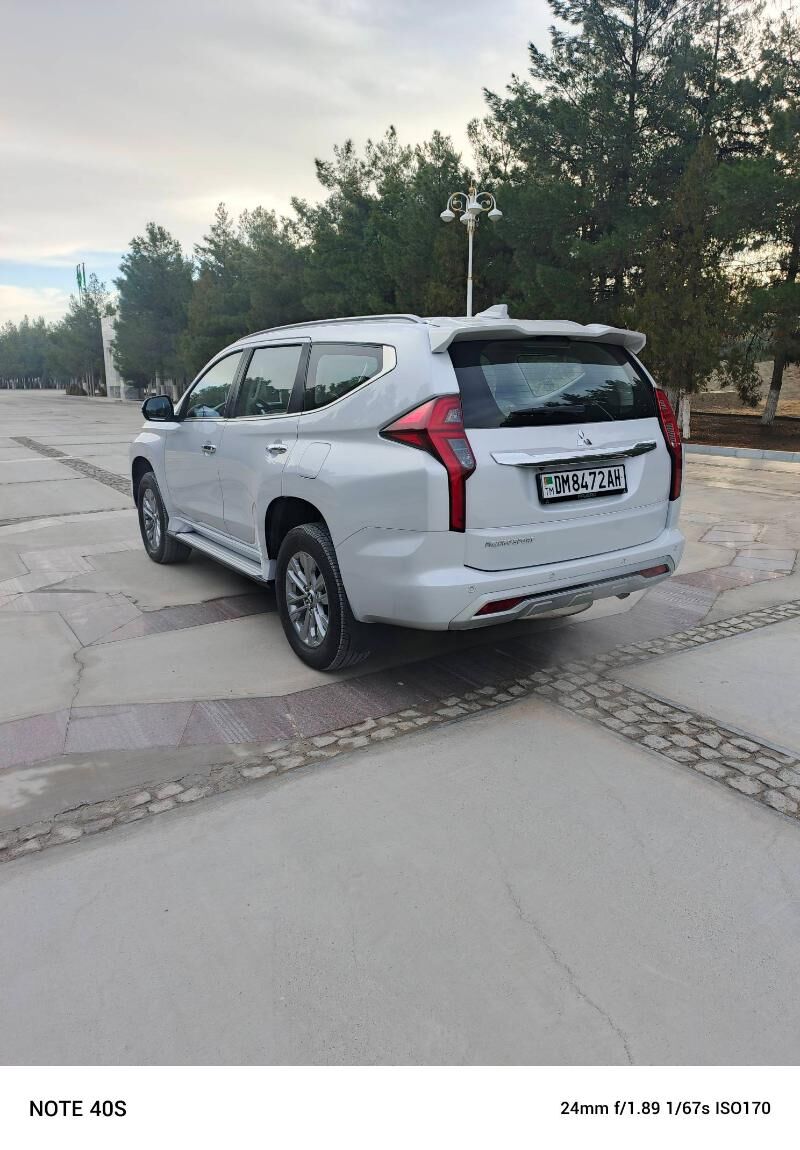 Mitsubishi Pajero 2020 - 425 000 TMT - Бузмеин - img 1