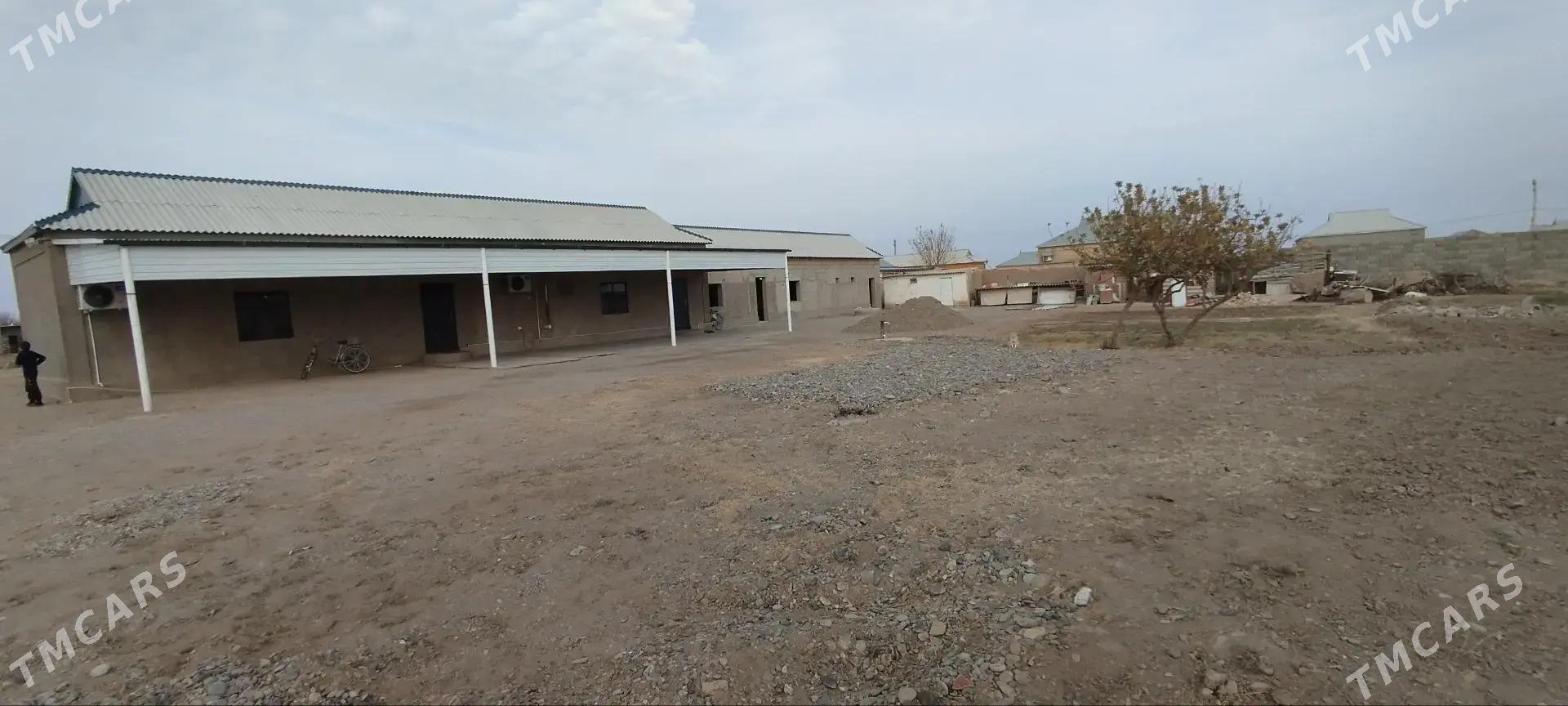 Satlyk Jaÿ - Серахс - img 1