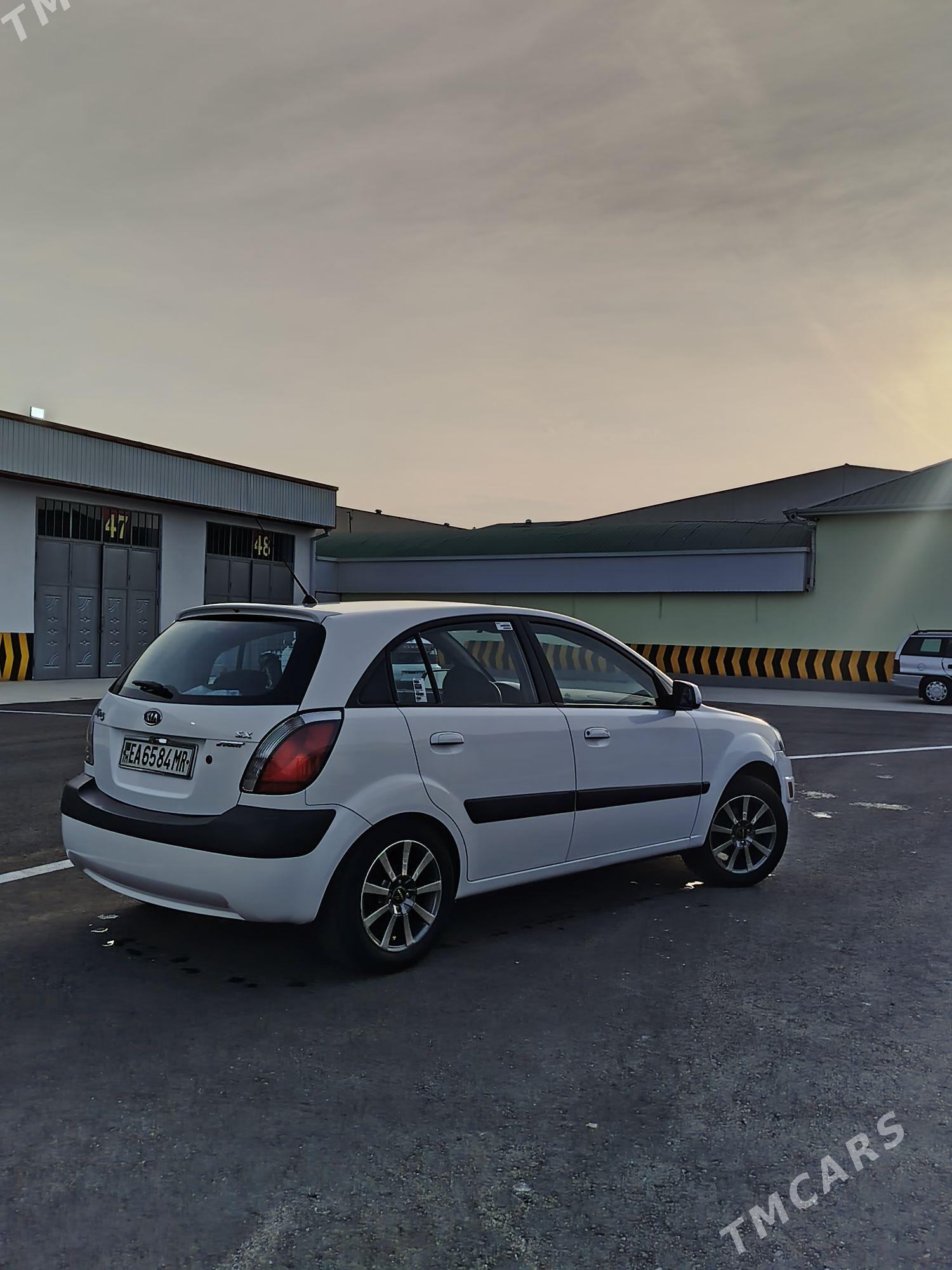 Kia Rio5 2006 - 90 000 TMT - Мары - img 1