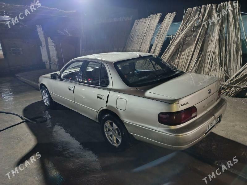Toyota Camry 1995 - 85 000 TMT - Керки - img 1